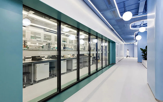 5G时代医学实验室设计要求及建设标准：构建安全与智能的科研堡垒